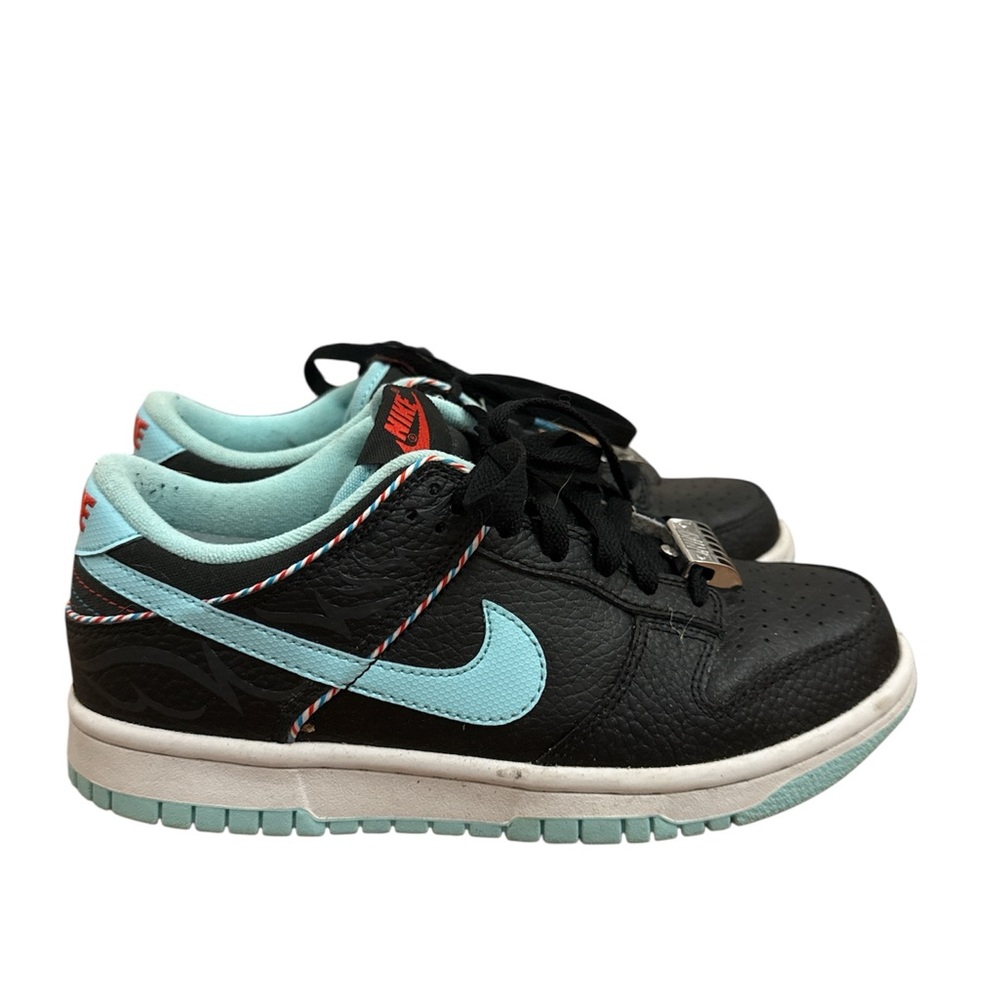 Nike Kids Black and Light Blue Sneakers